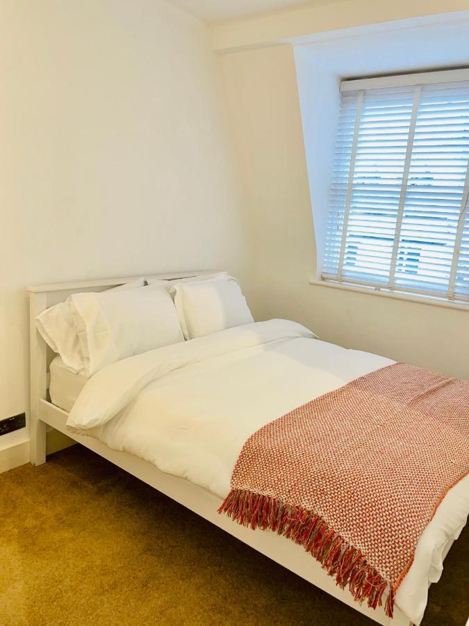 Marylebone 2 Bedroom Apartment! Лондон Екстер'єр фото